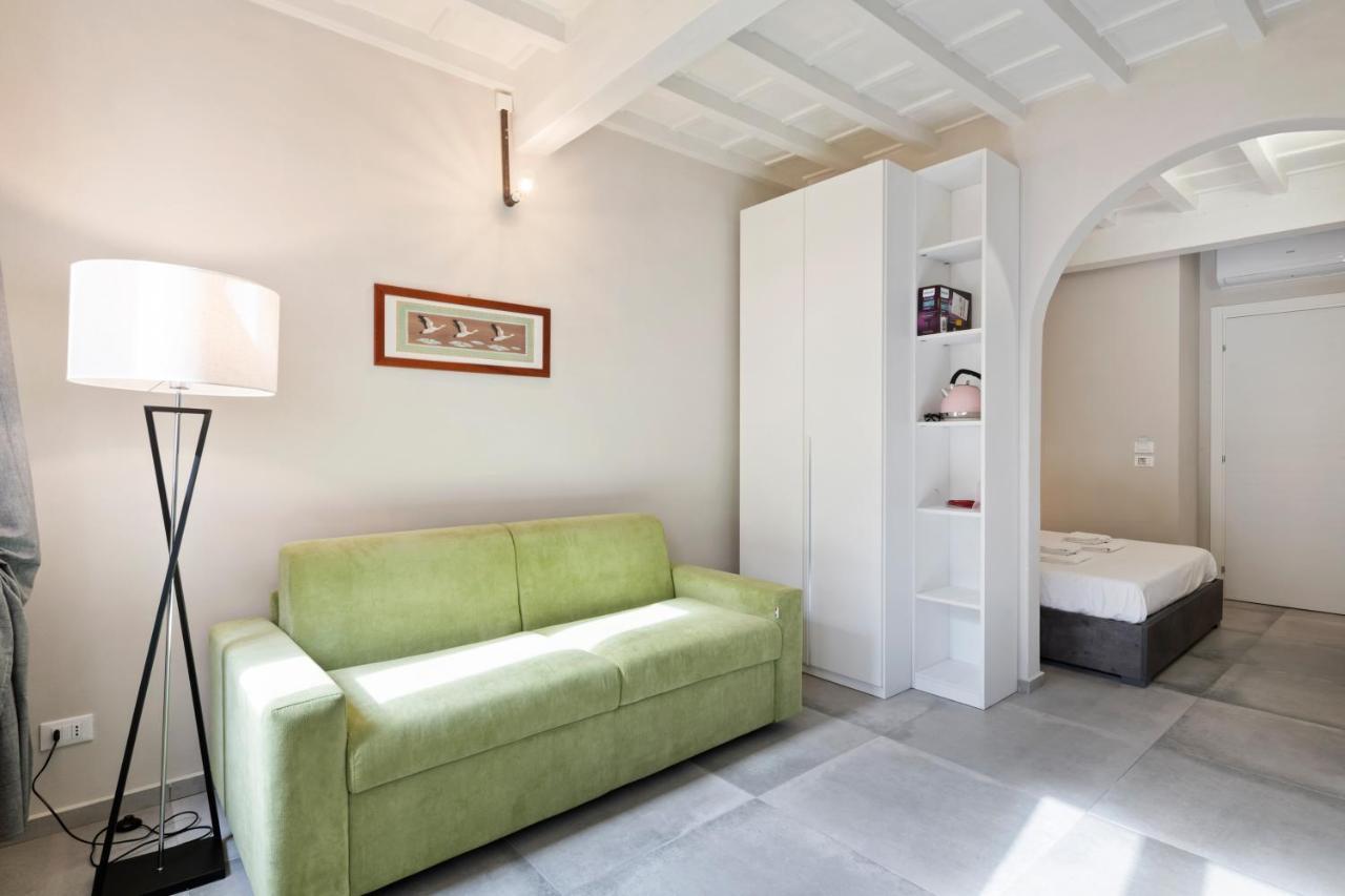 La Loggia Della Signoria Charming Loft Apartment ฟลอเรนซ์ ภายนอก รูปภาพ
